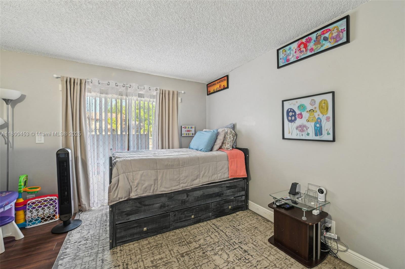 2323 NW 37th Ave