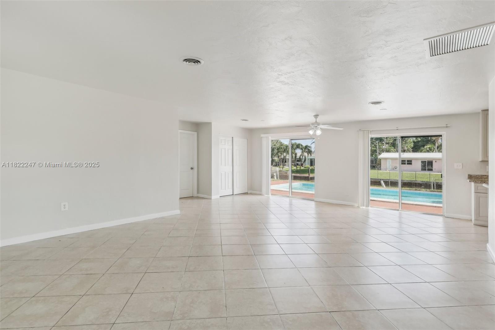 1700 SW 5th Ave