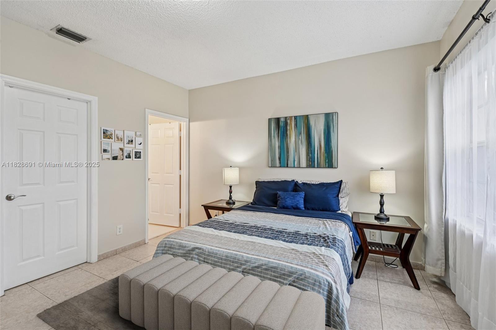 16111 Emerald Cove Rd