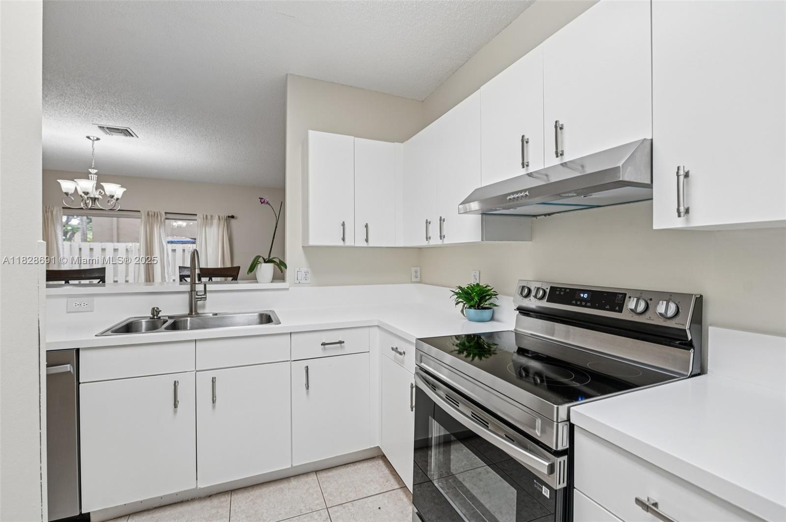 16111 Emerald Cove Rd
