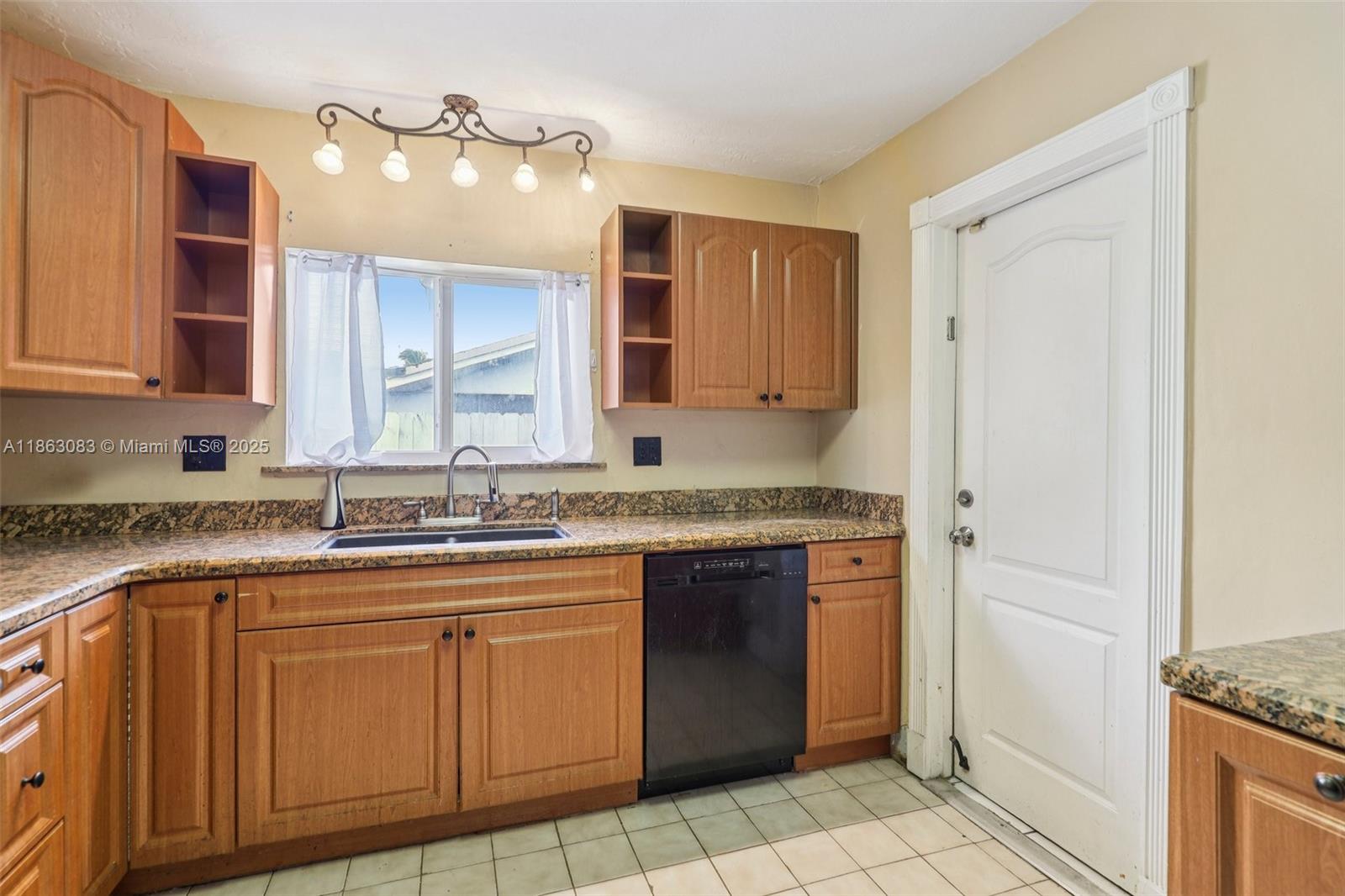 11121 SW 162nd Ter