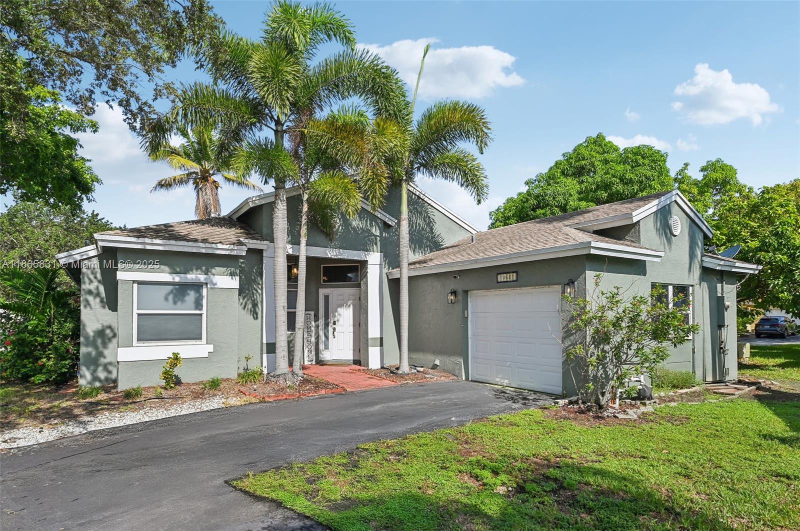 10681 Lago Welleby Dr