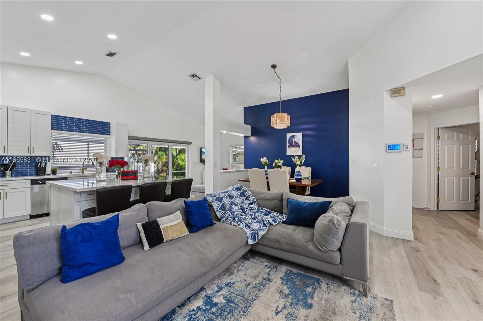 10681 Lago Welleby Dr