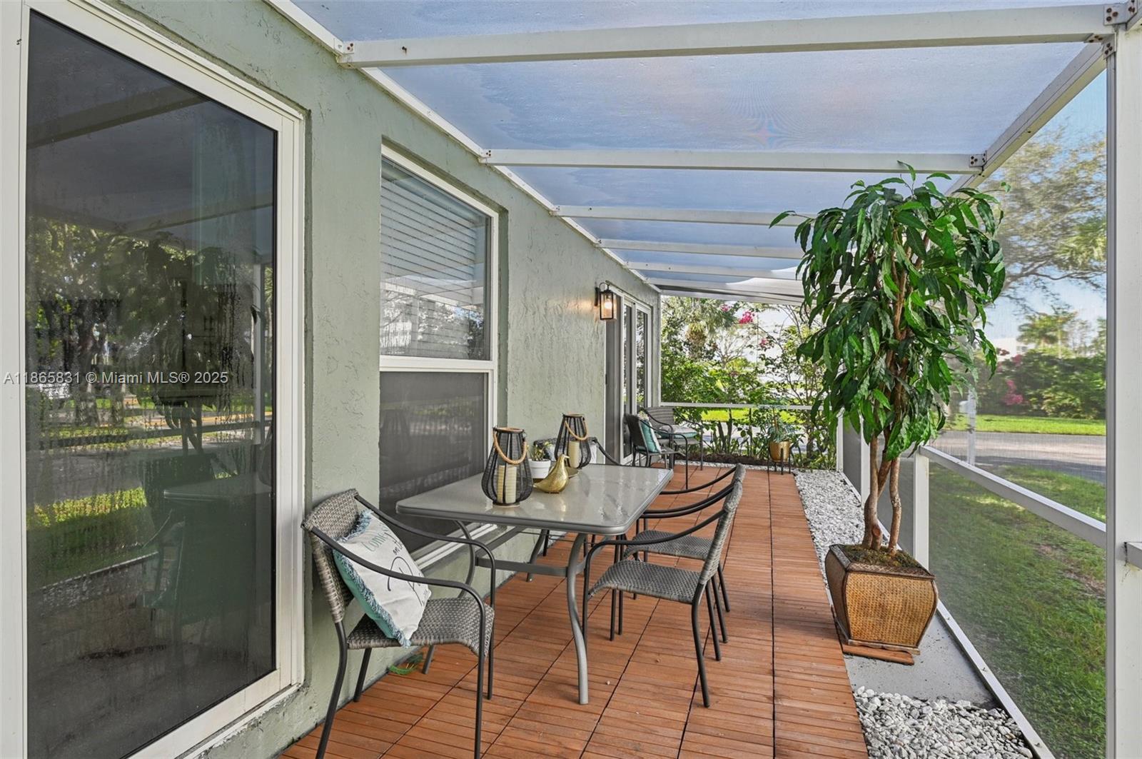 10681 Lago Welleby Dr