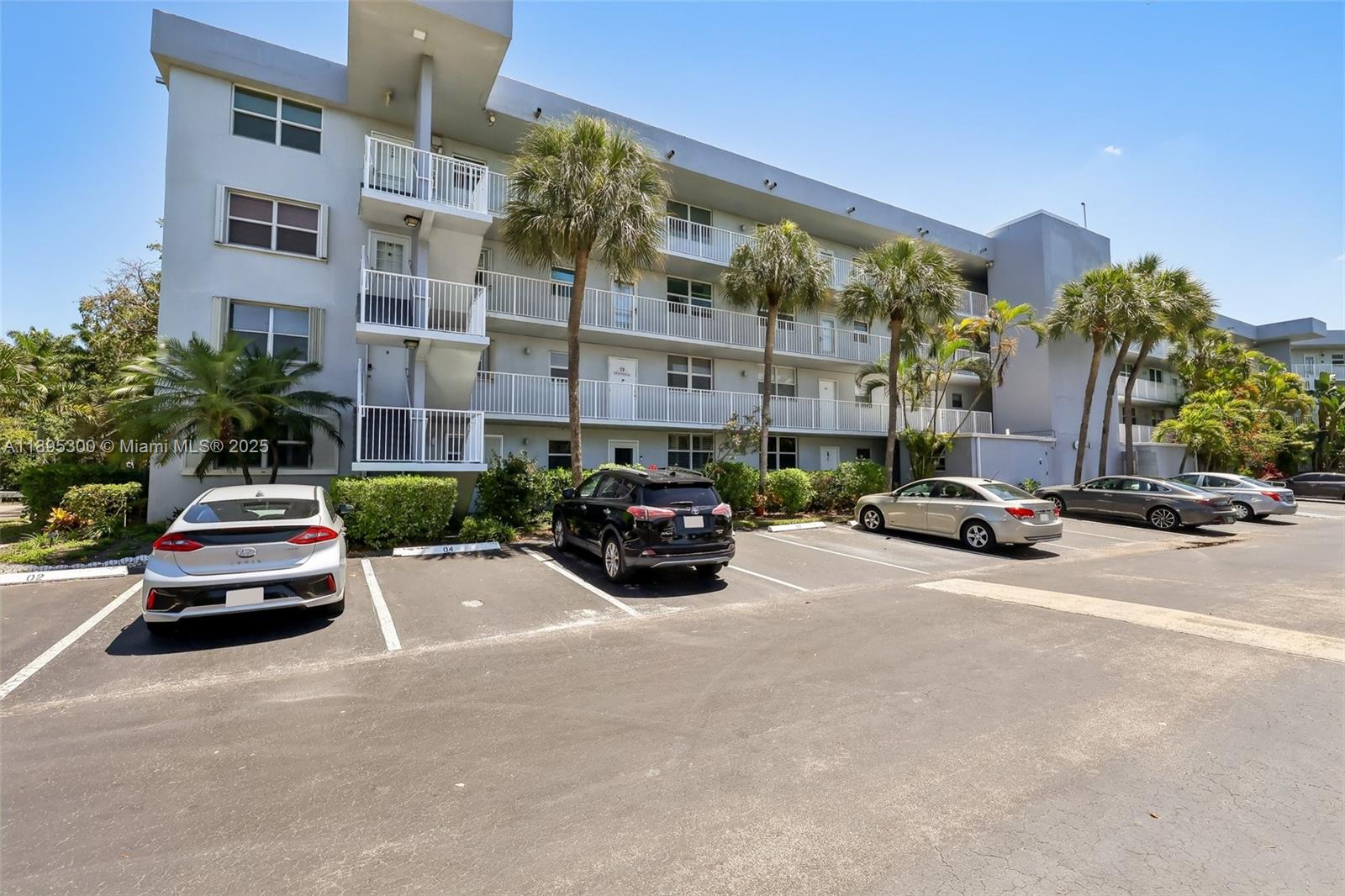 101 Royal Park Dr # 1D, Oakland Park Unit: 1D