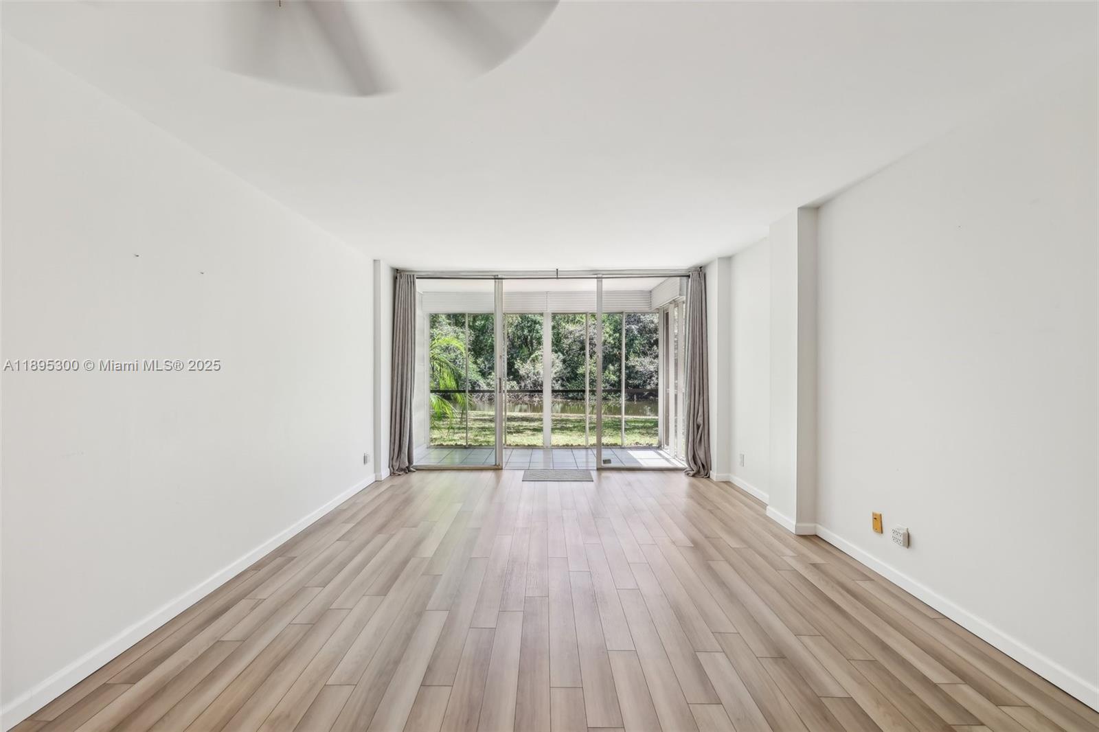 101 Royal Park Dr # 1D, Oakland Park Unit: 1D