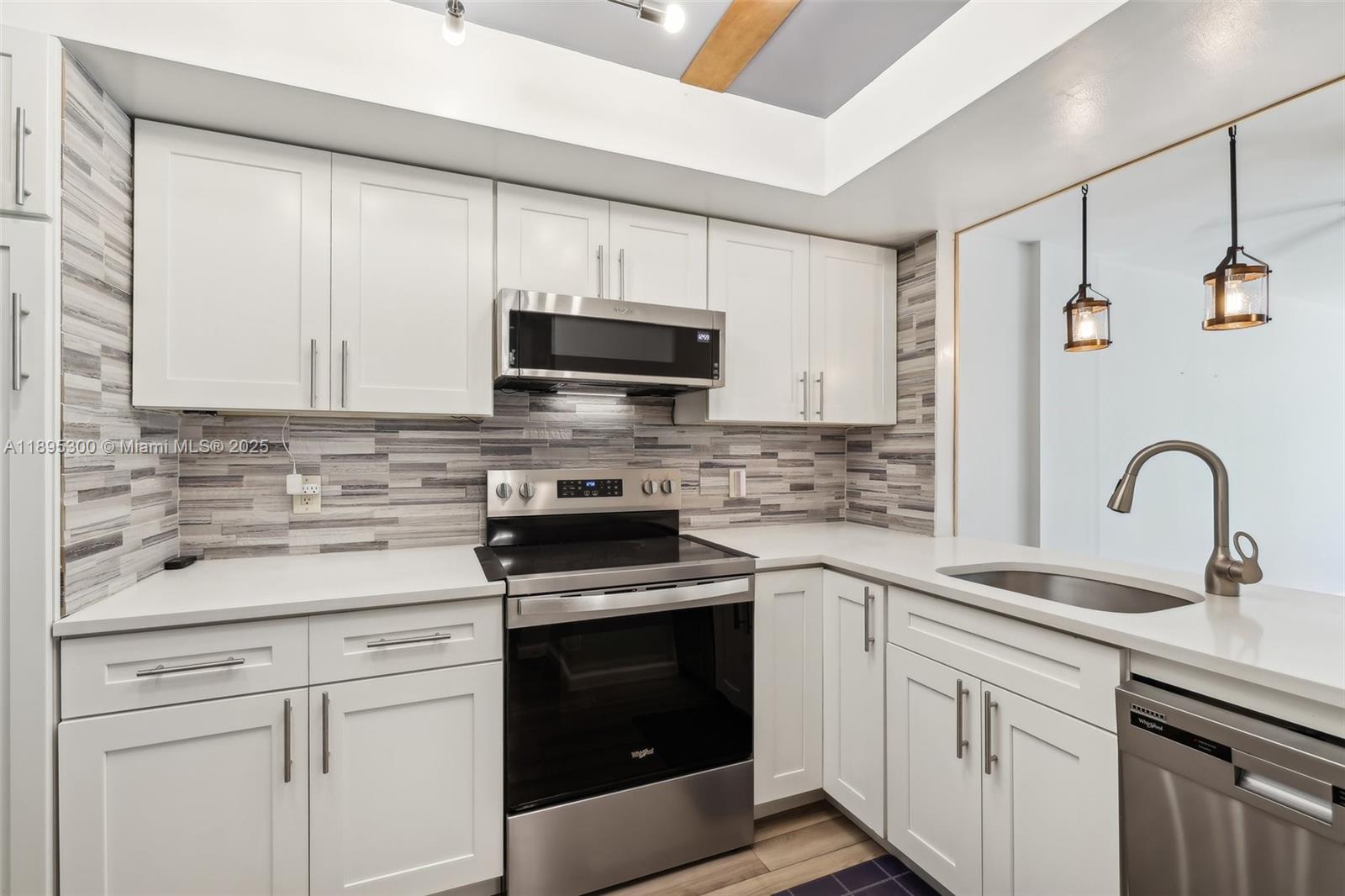 101 Royal Park Dr # 1D, Oakland Park Unit: 1D