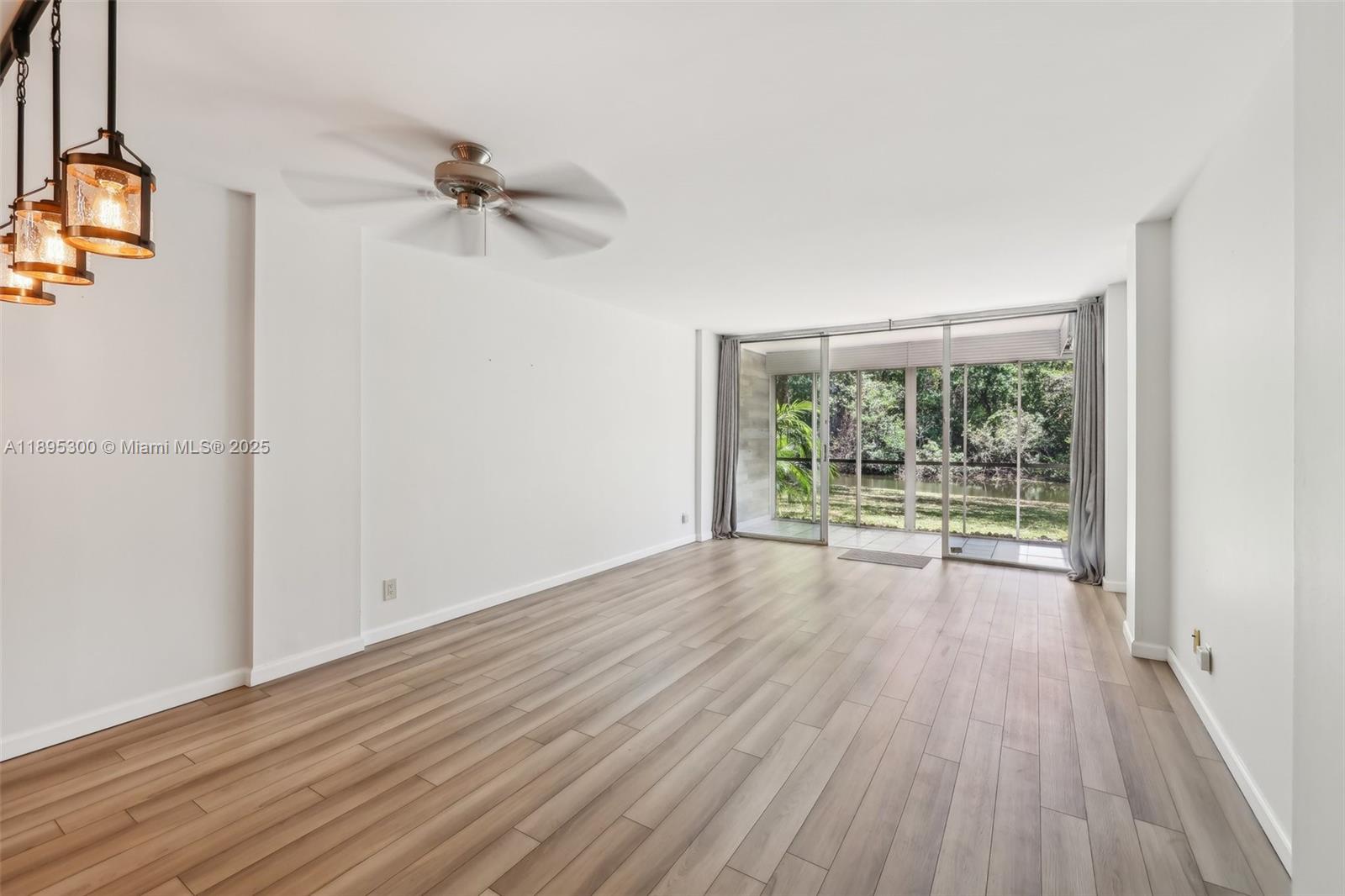 101 Royal Park Dr # 1D, Oakland Park Unit: 1D