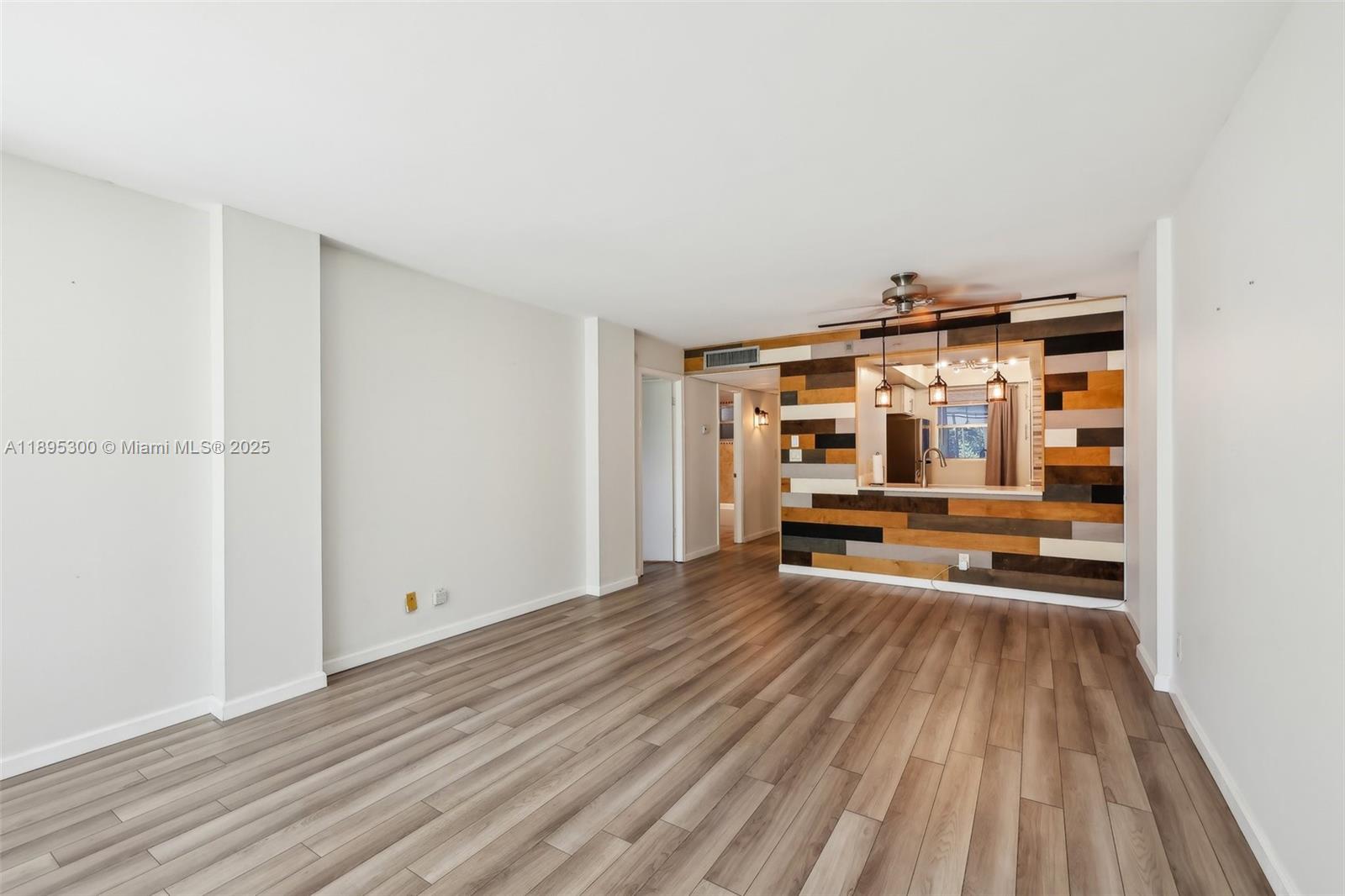 101 Royal Park Dr # 1D, Oakland Park Unit: 1D
