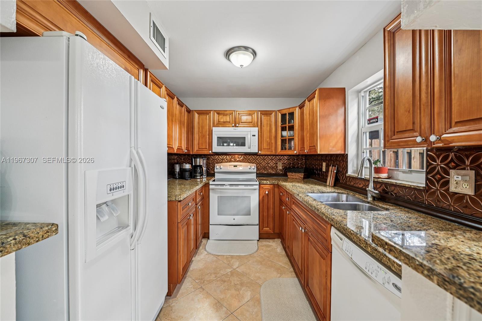 12252 SW 50th Pl