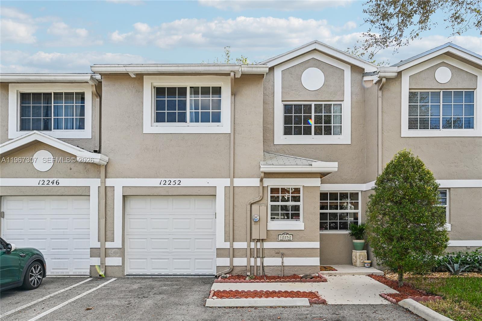 12252 SW 50th Pl