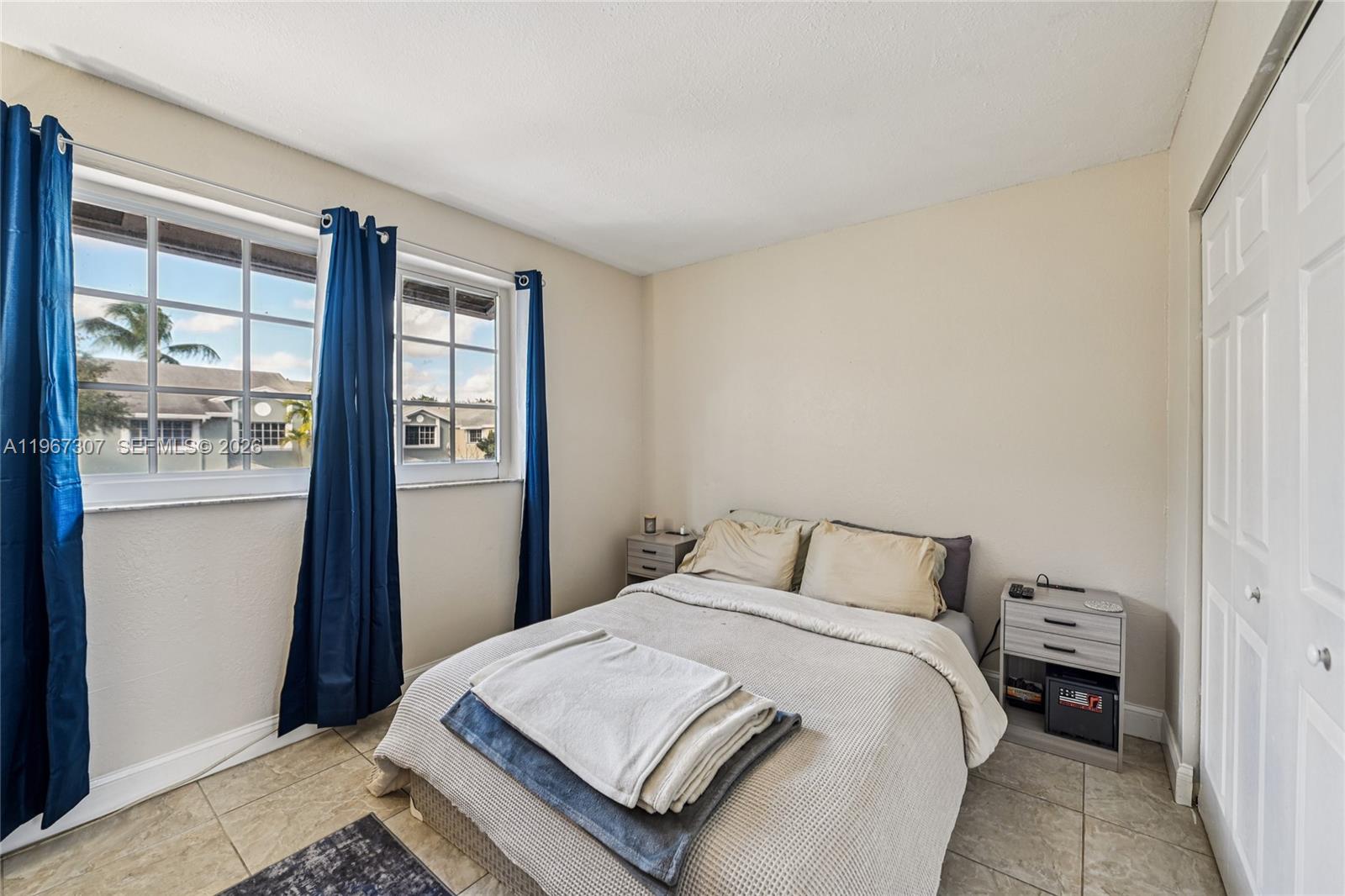 12252 SW 50th Pl