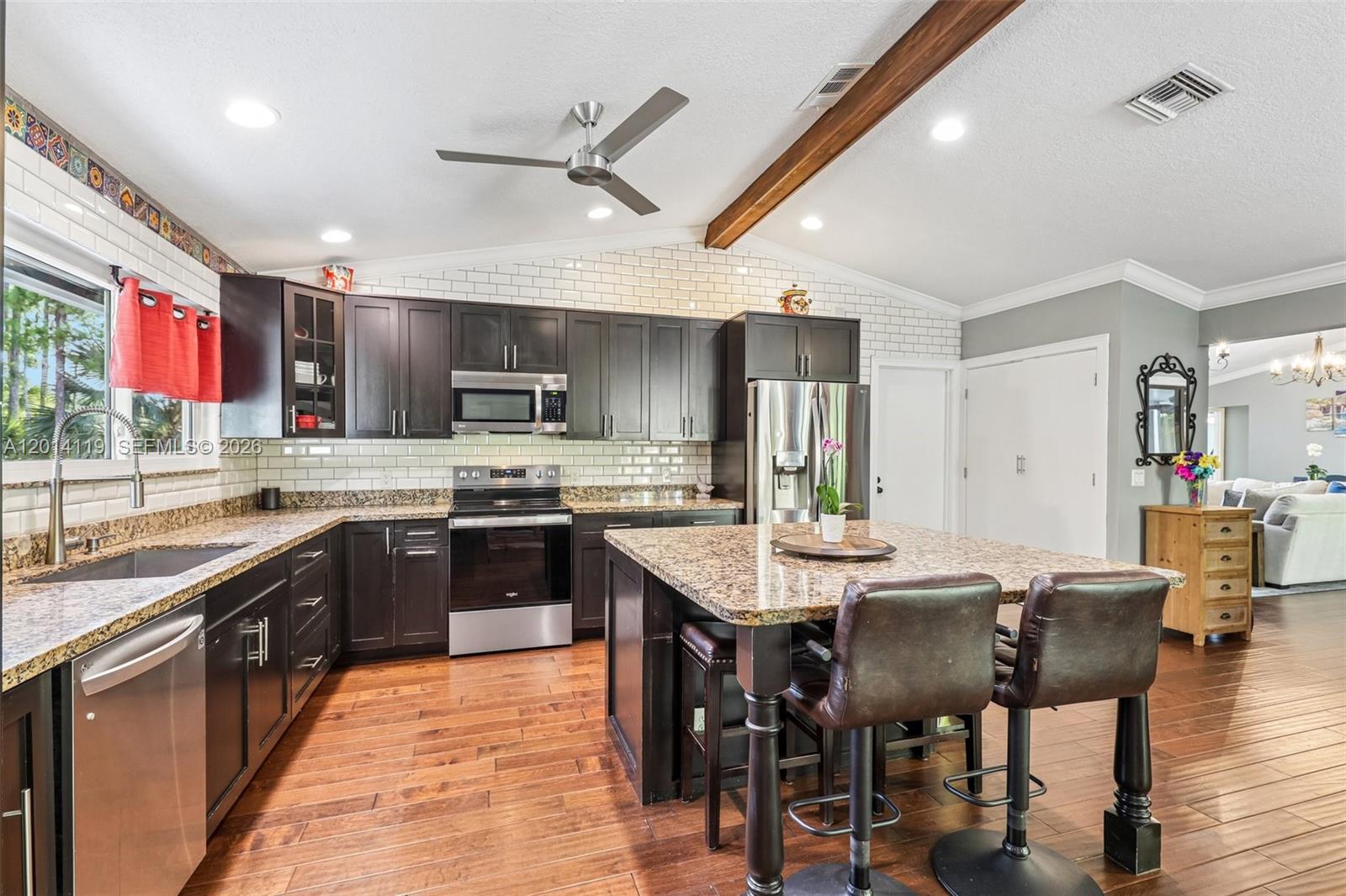 15698 N 77th Trl N