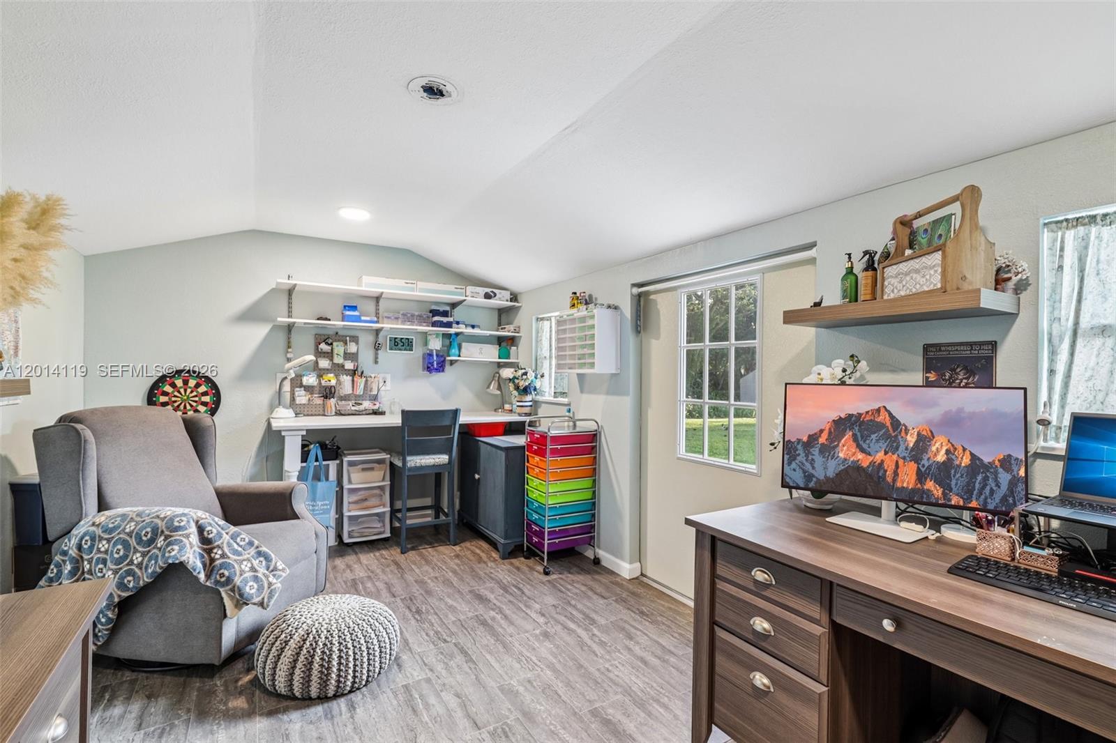 15698 N 77th Trl N