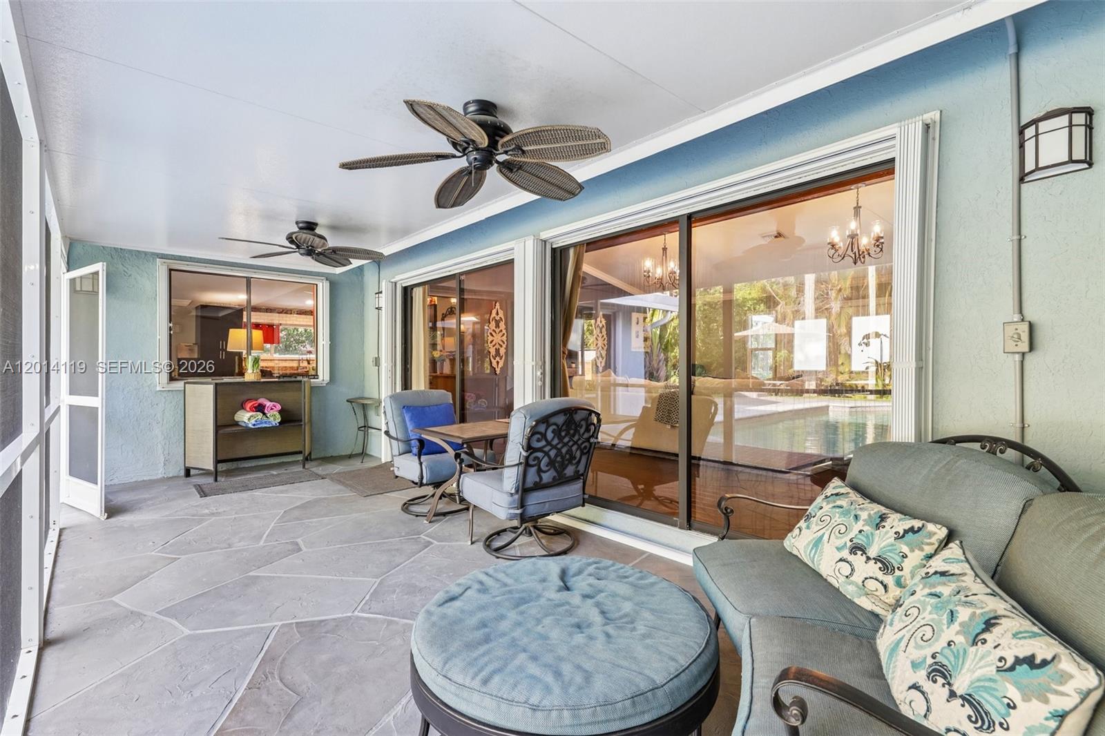 15698 N 77th Trl N