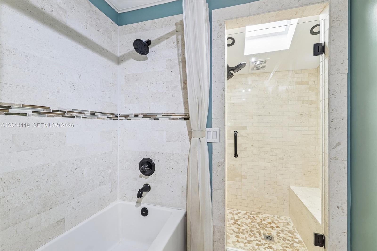15698 N 77th Trl N