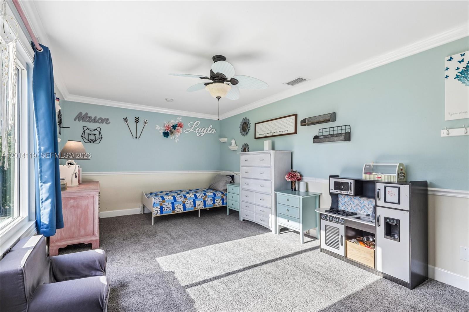 15698 N 77th Trl N