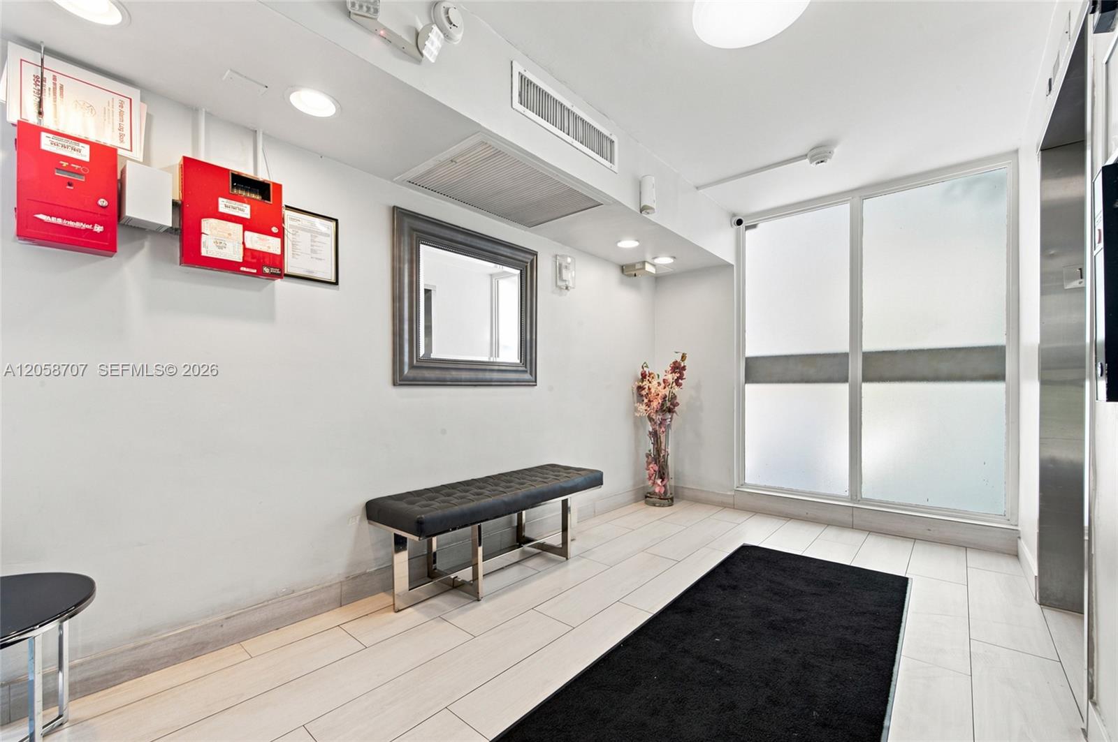 3401 N Country Club Dr # 804