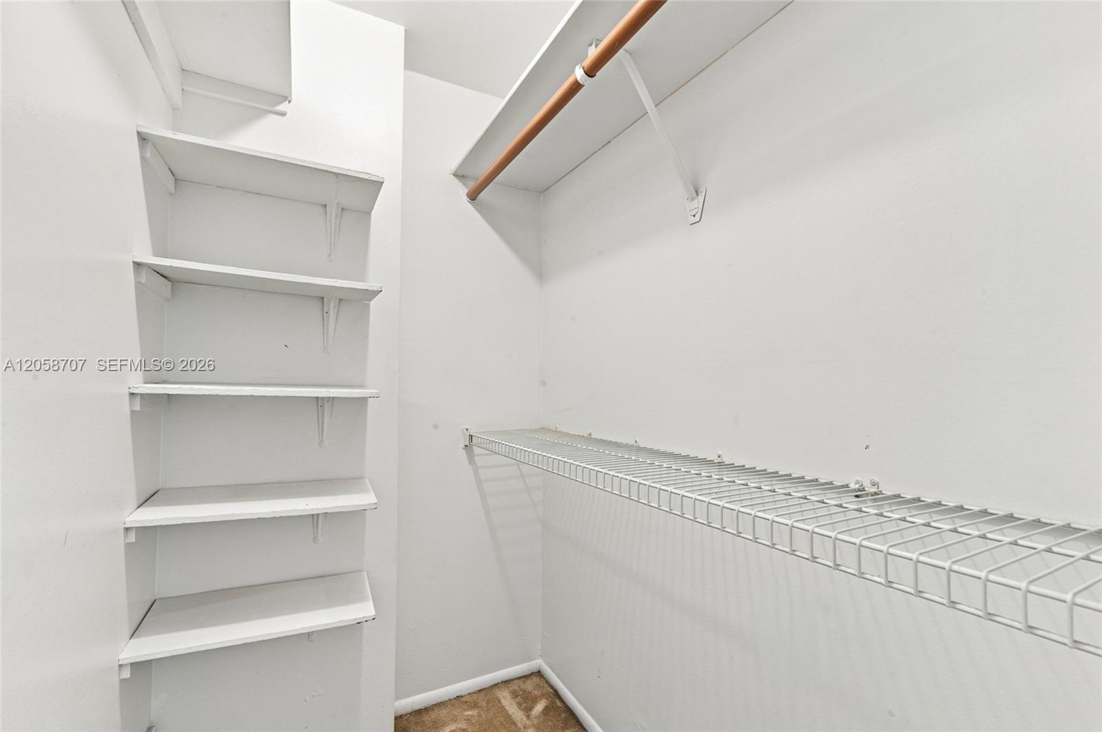 3401 N Country Club Dr # 804