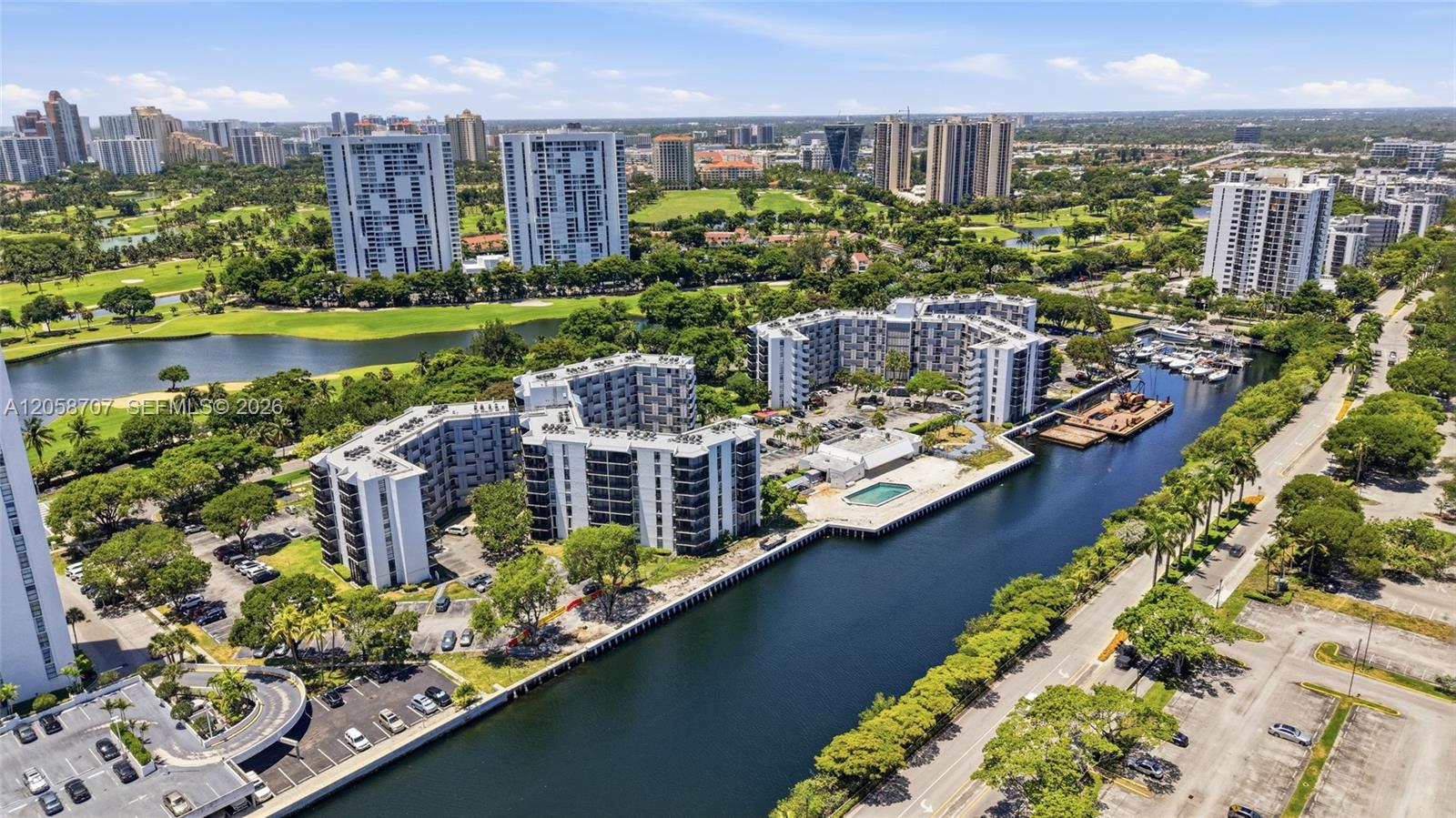 3401 N Country Club Dr # 804