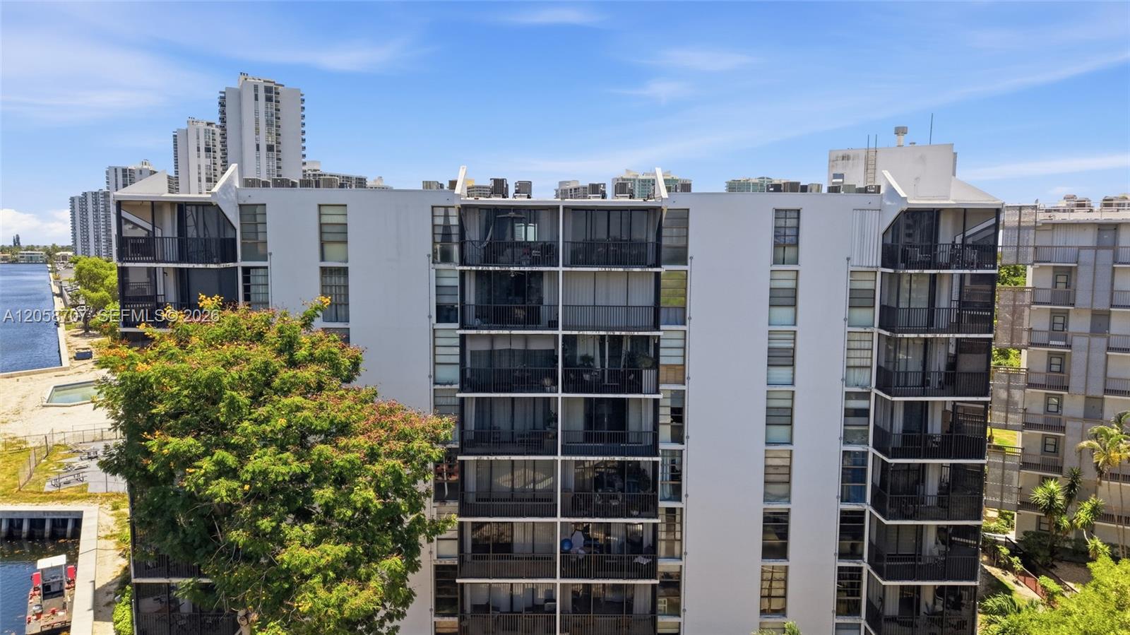 3401 N Country Club Dr # 804