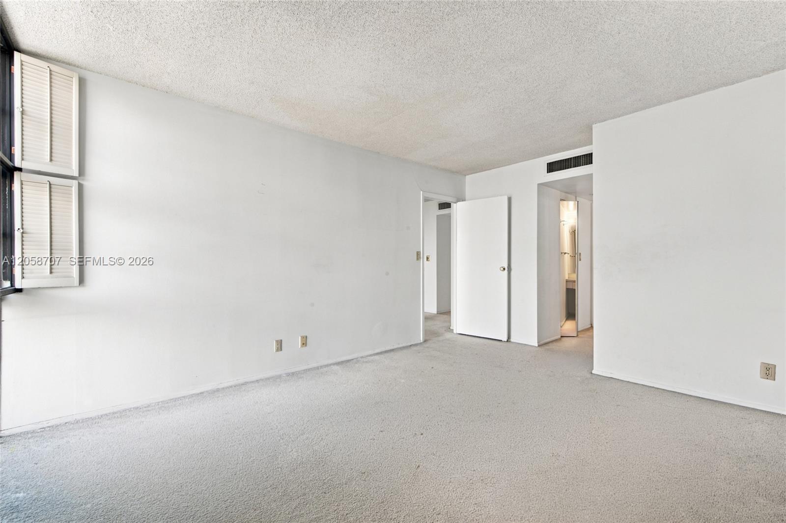 3401 N Country Club Dr # 804
