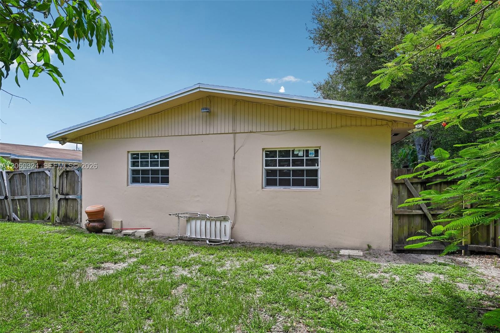 2137 NW 99th Ter