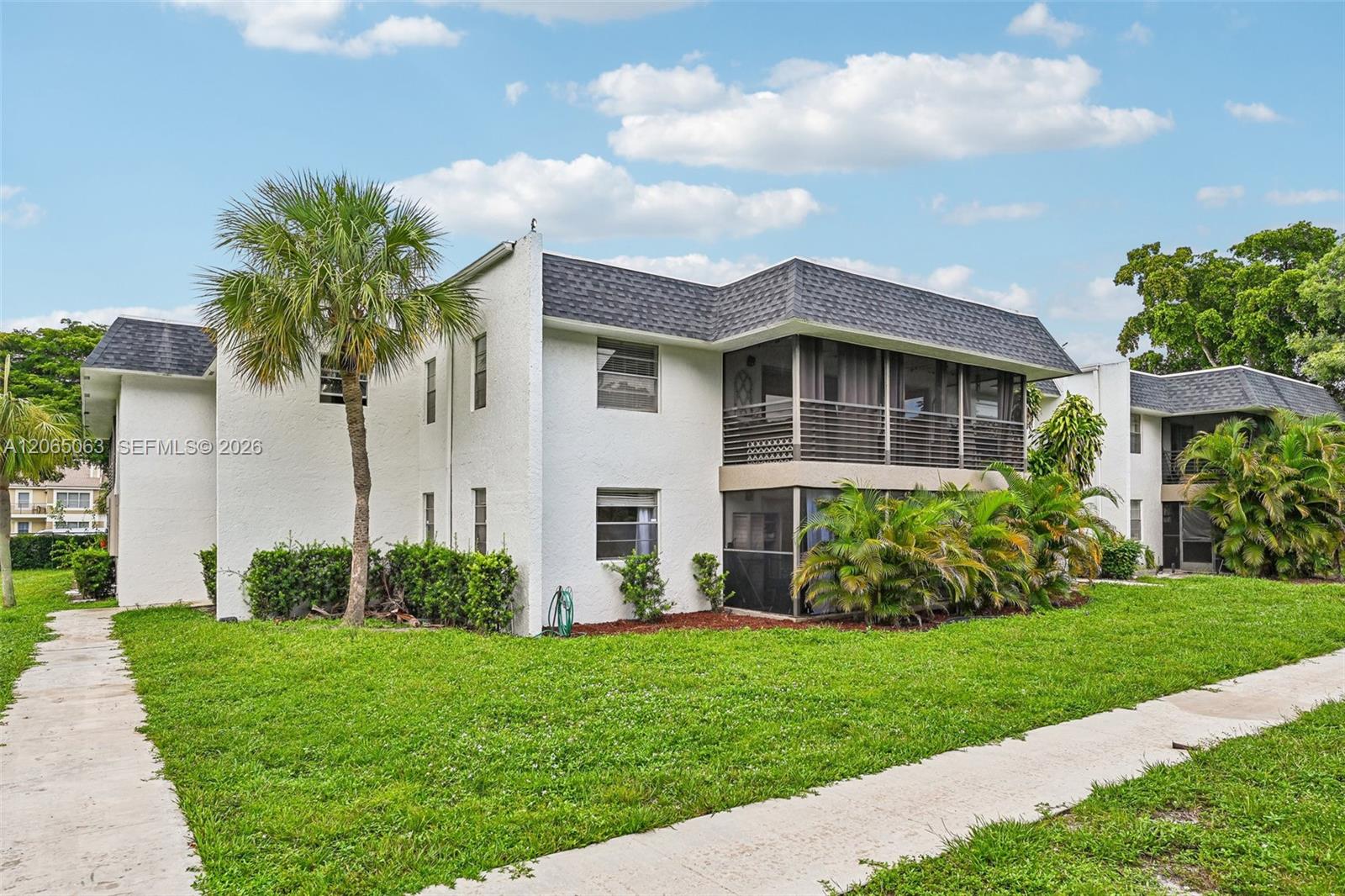 2830 Riverside Dr # 3 Unit: 103-3
