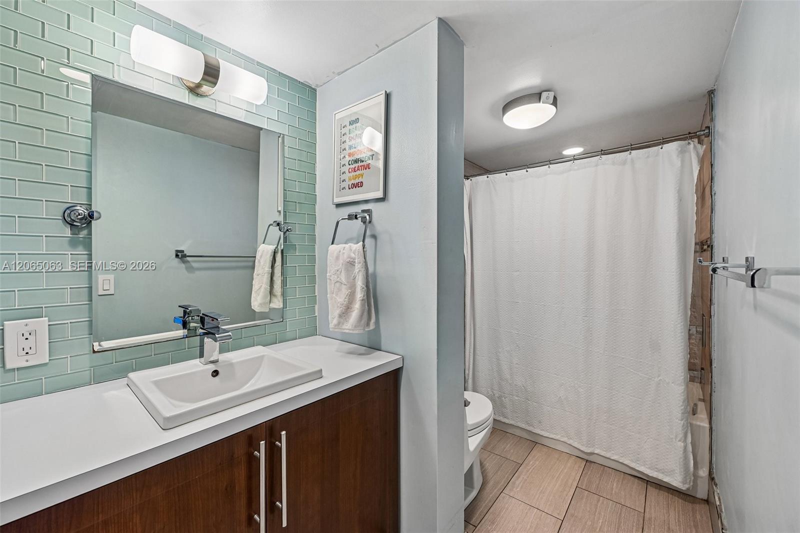 2830 Riverside Dr # 3 Unit: 103-3