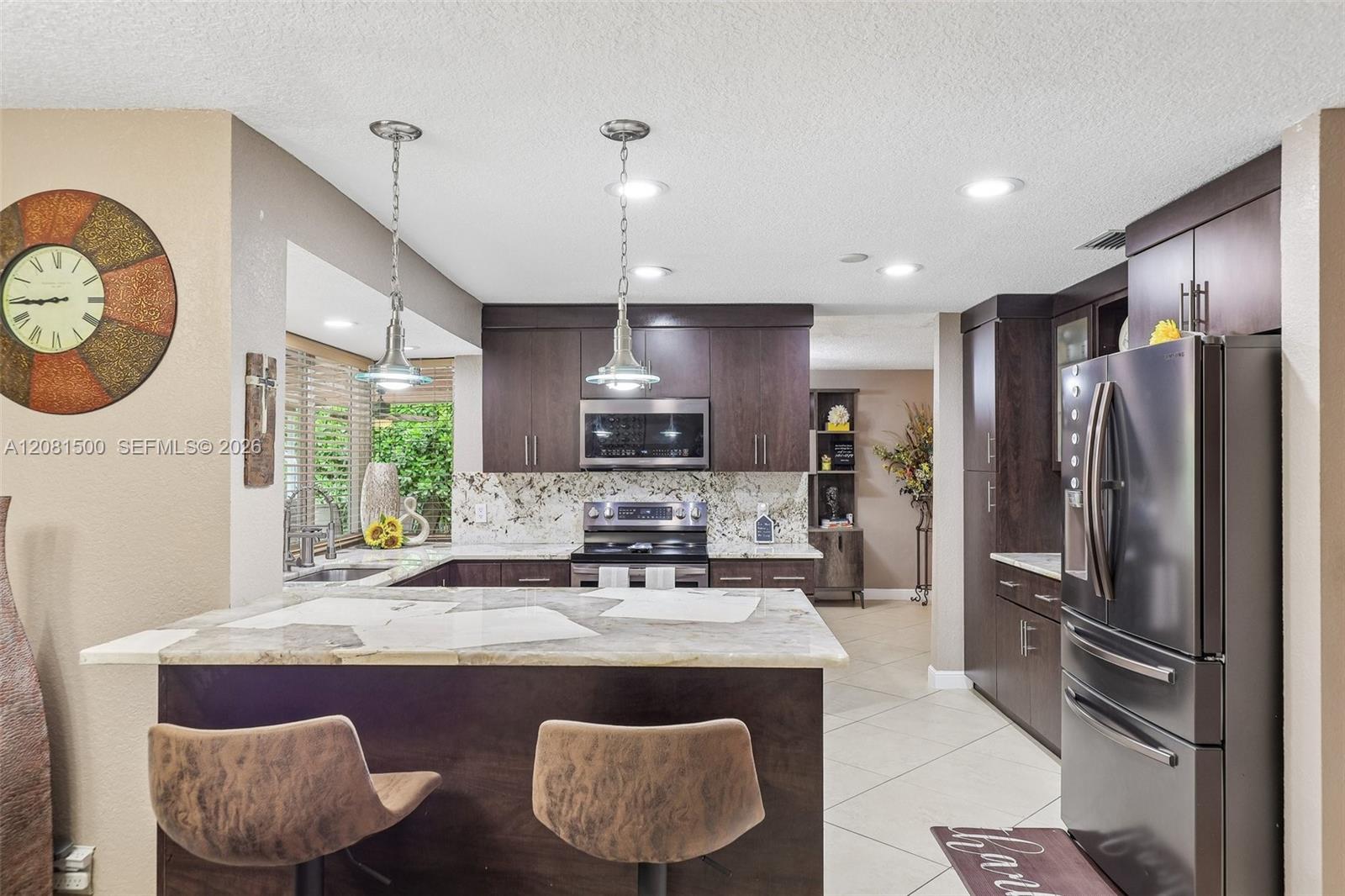 8835 NW 27th St