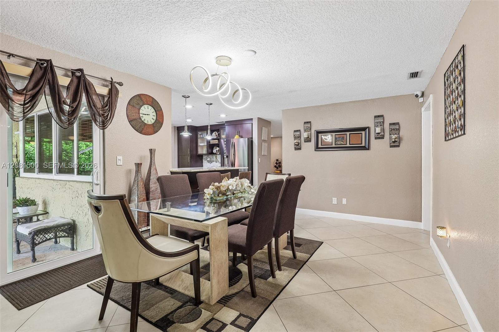 8835 NW 27th St