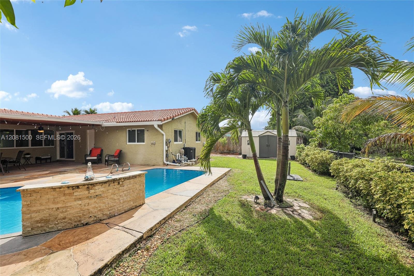 8835 NW 27th St