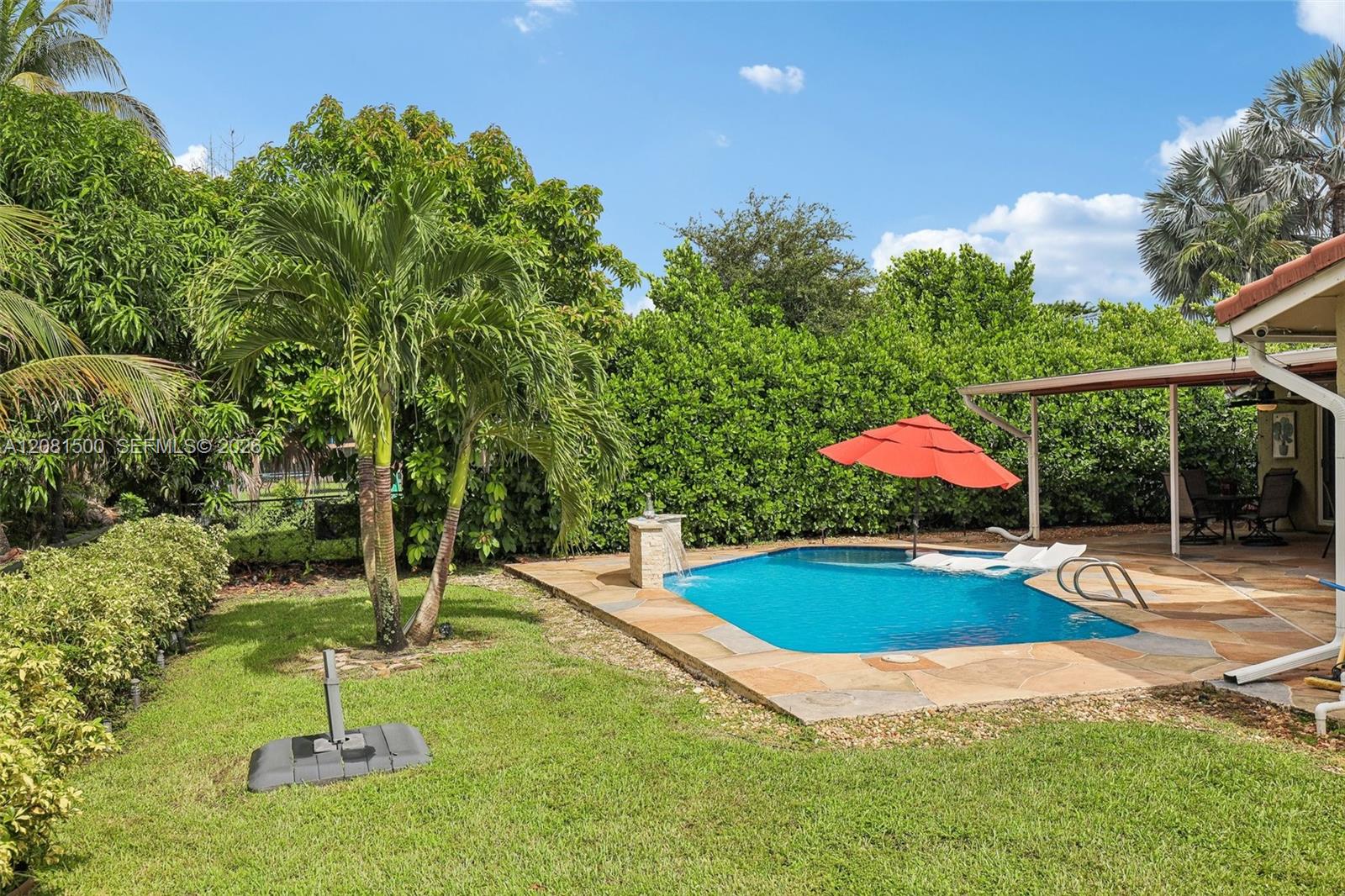 8835 NW 27th St