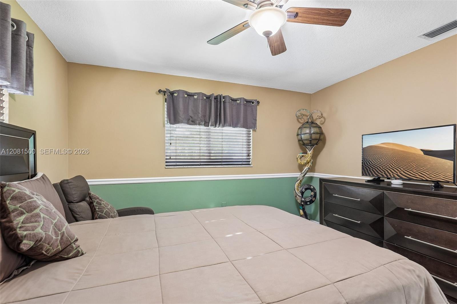 8835 NW 27th St