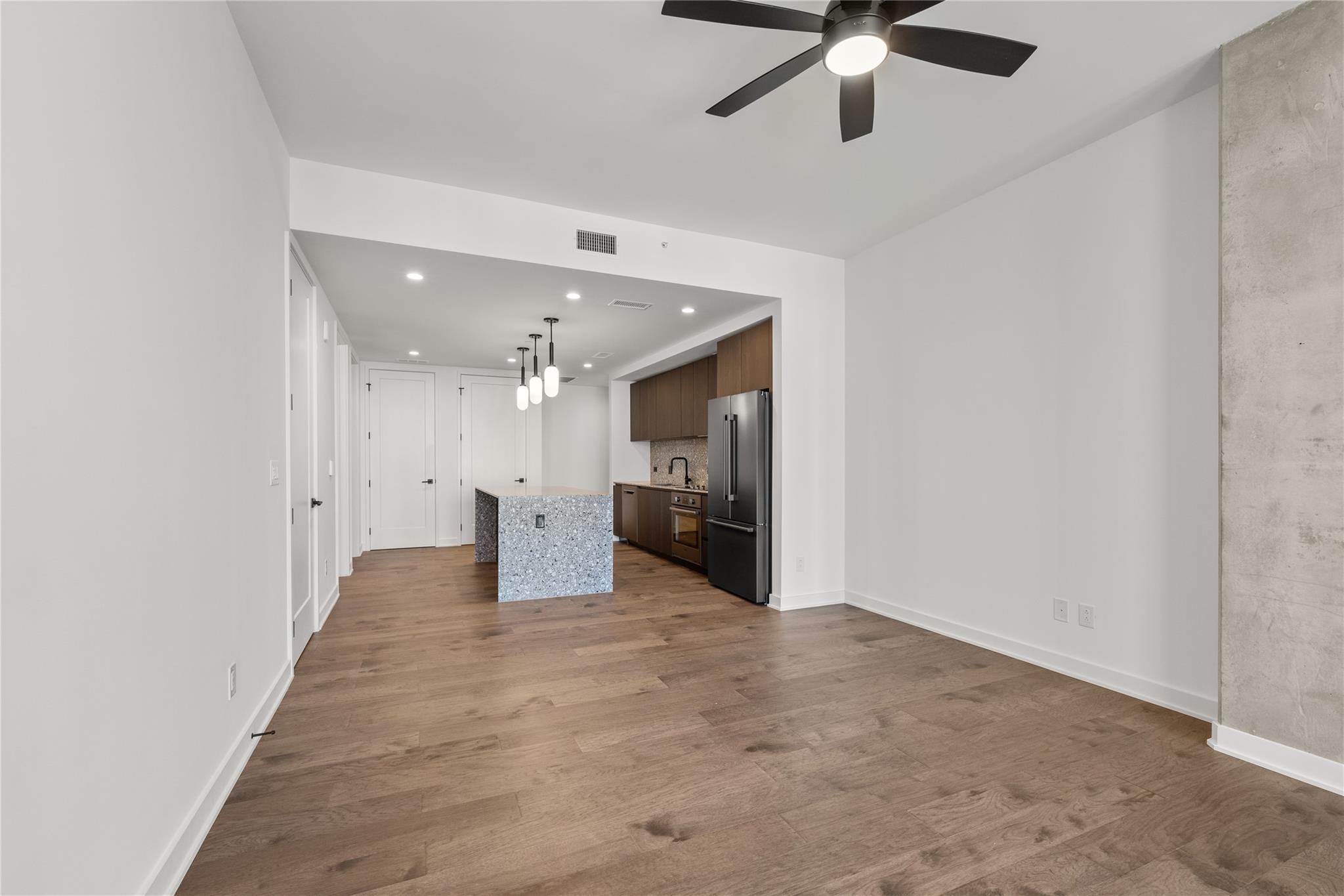 84 East Ave # 1905