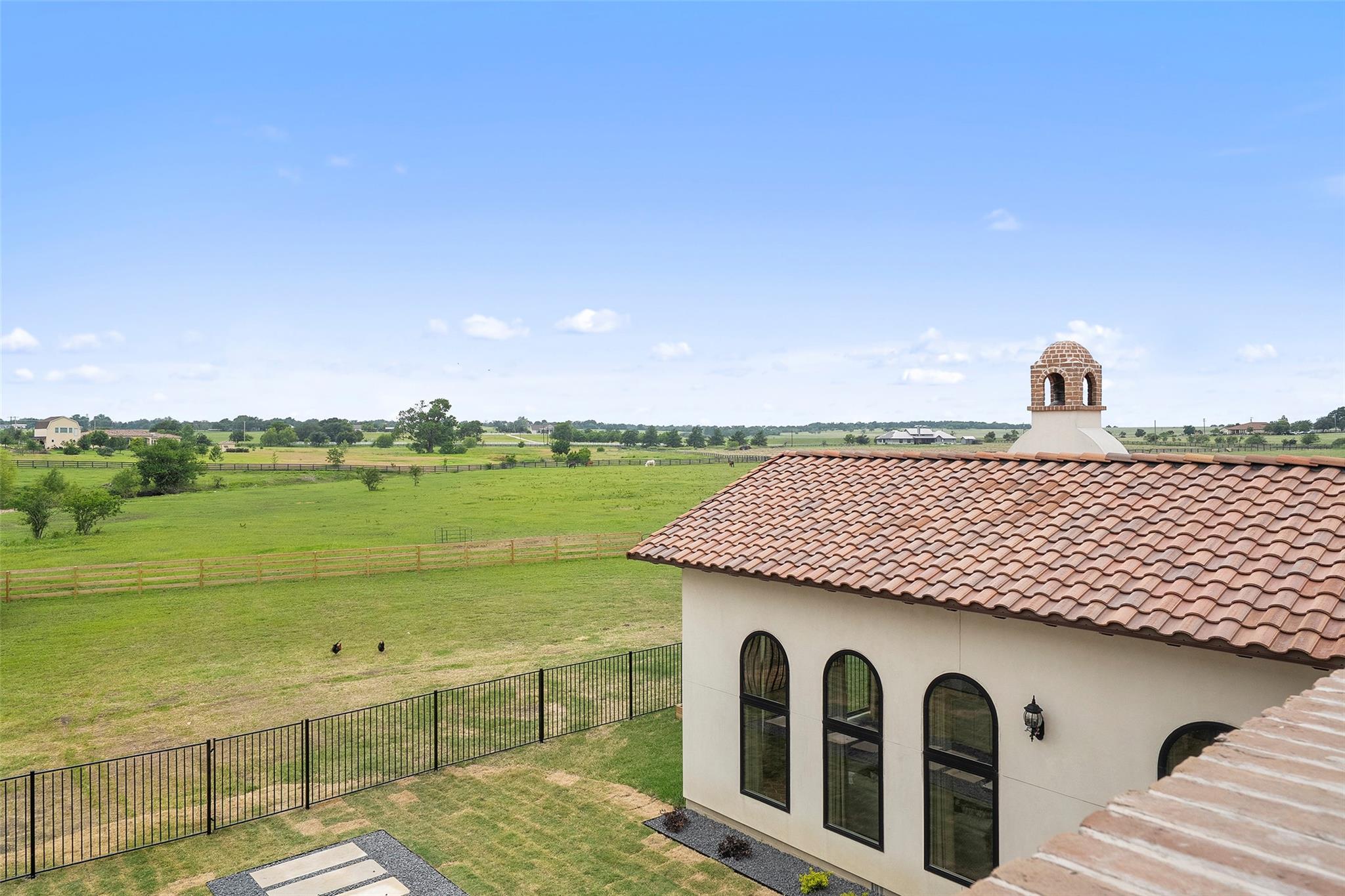 108 Country Vista LN
