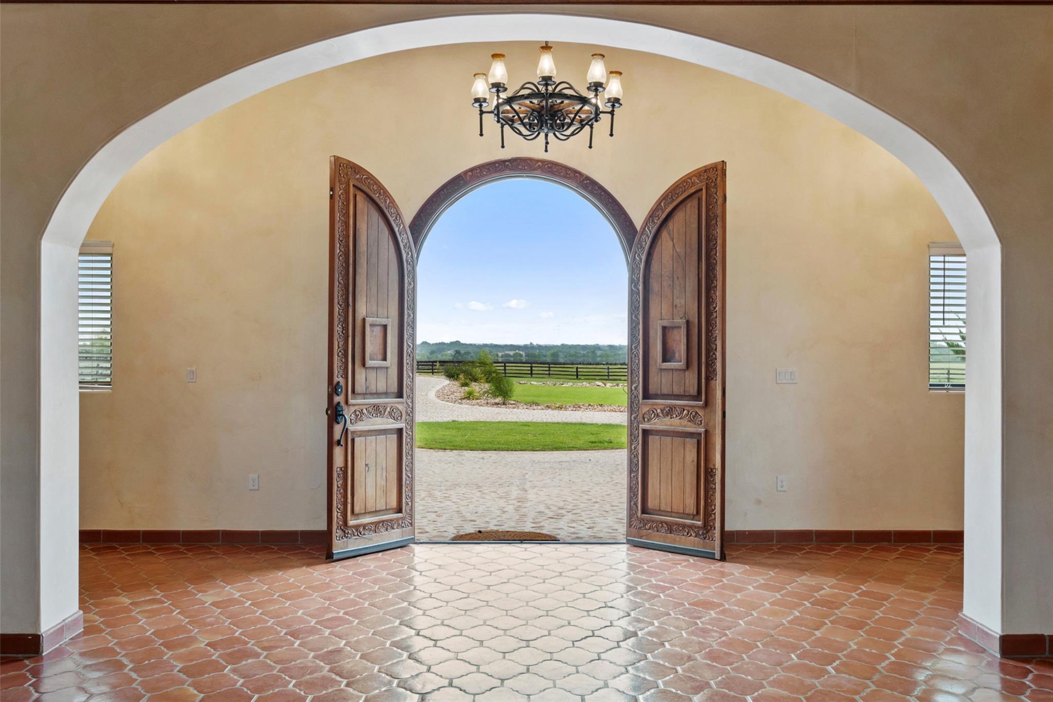 108 Country Vista Lane