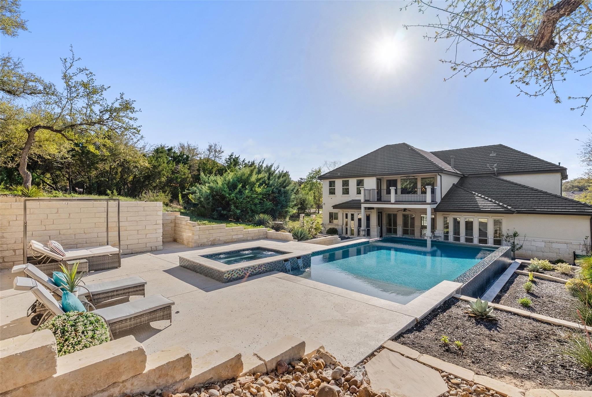 310 Bella Montagna Circle