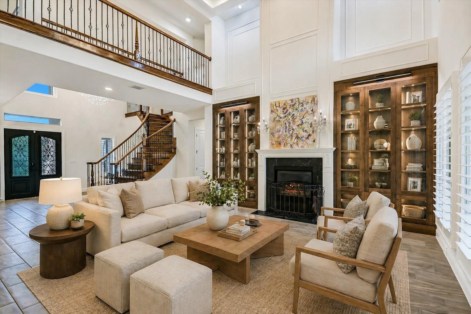 310 Bella Montagna Circle