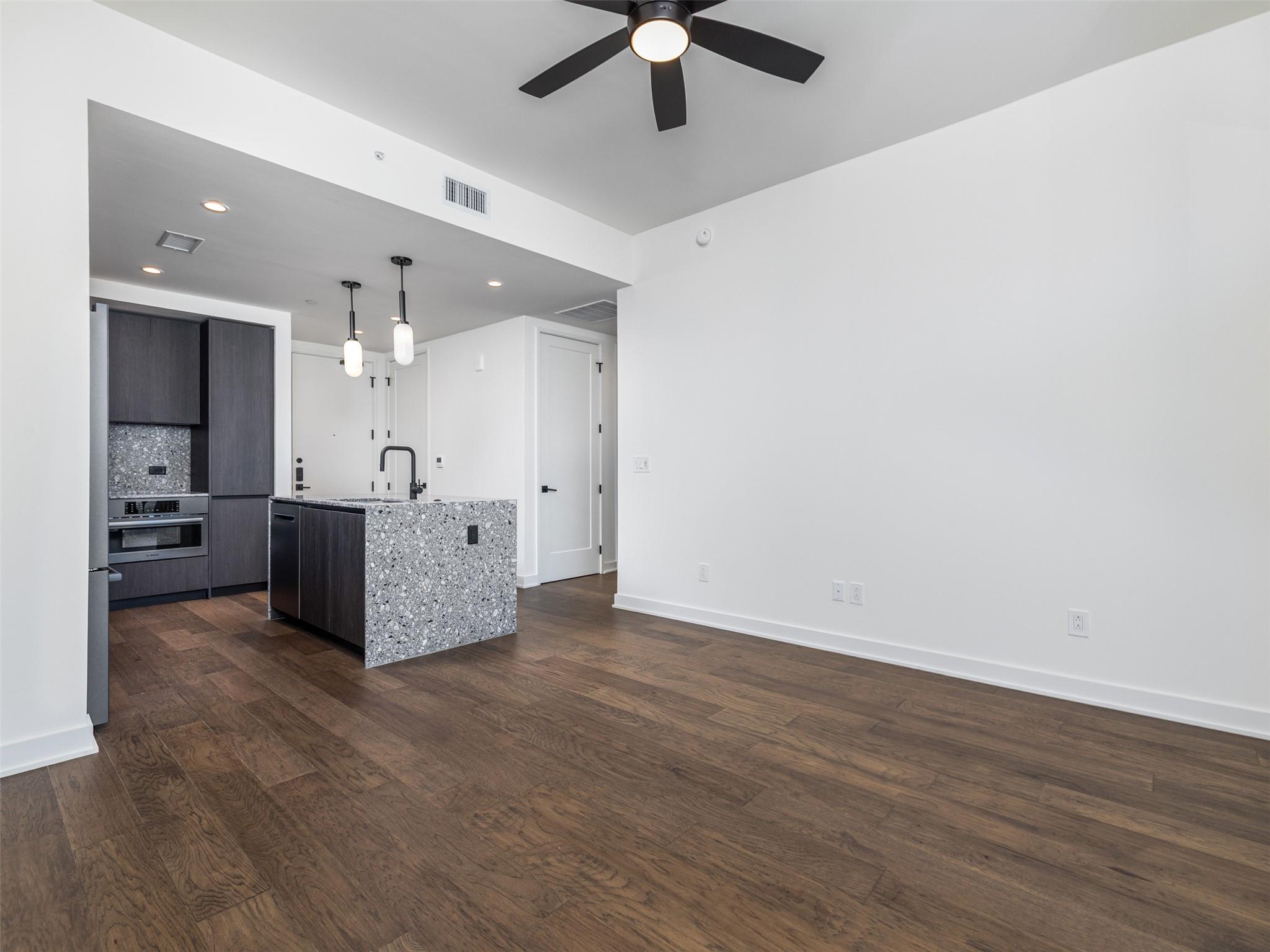 84 East Ave # 3102