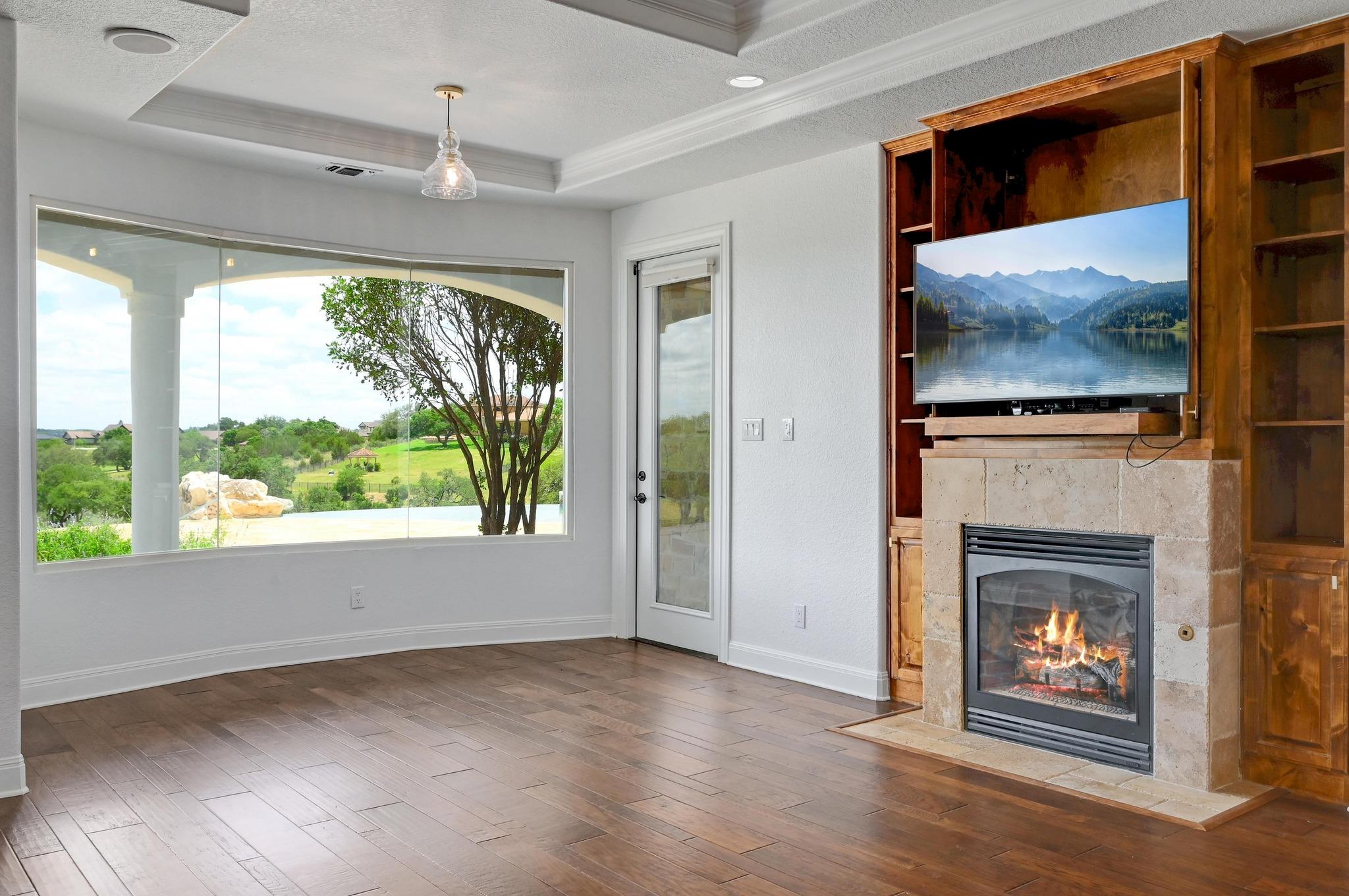 138 Serene ST