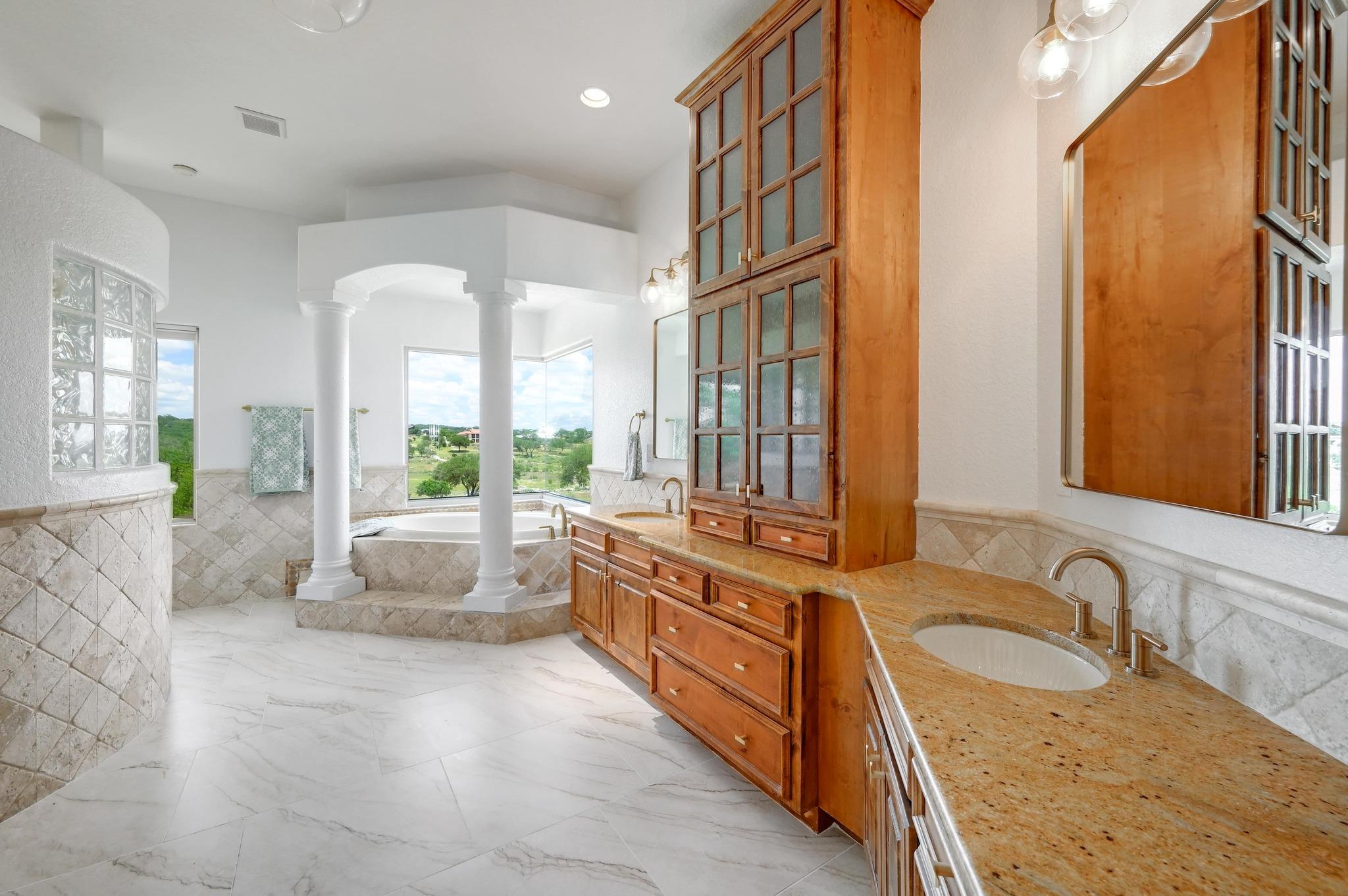 138 Serene ST