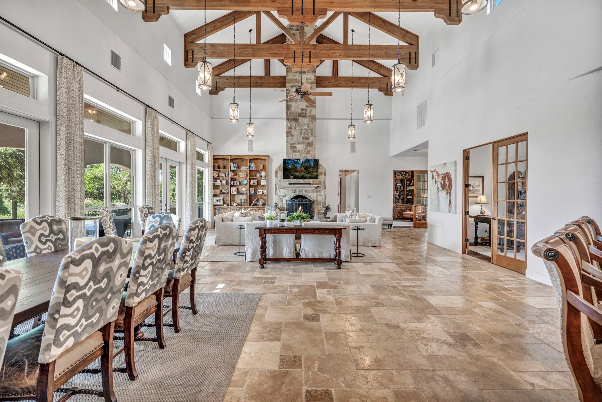 138 Serene ST