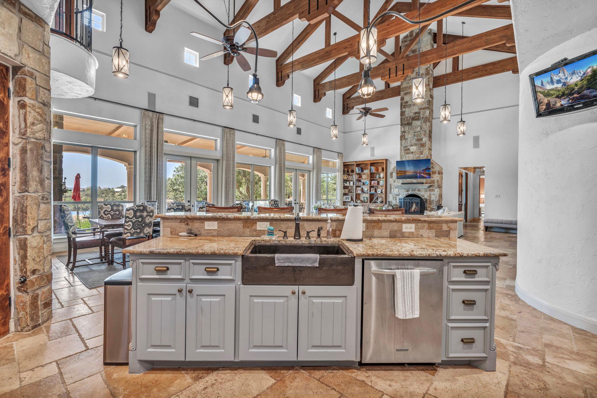 138 Serene ST