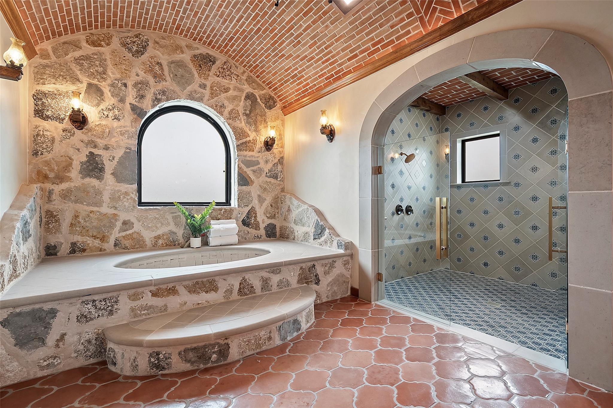 108 Country Vista LN