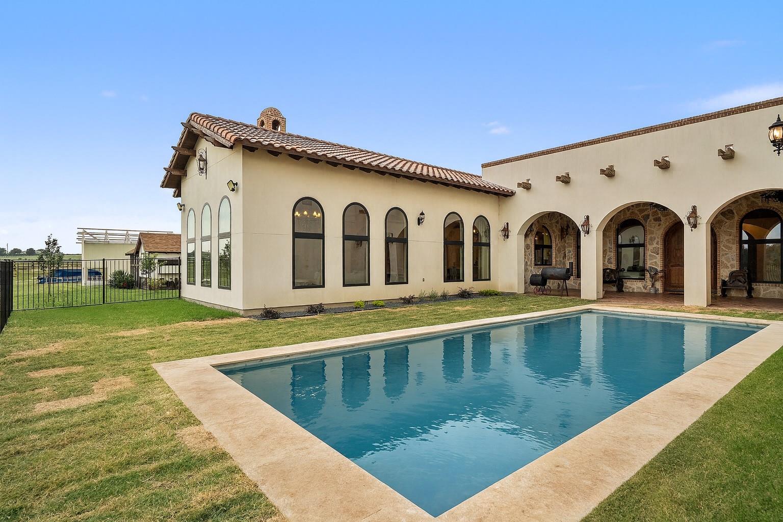 108 Country Vista LN