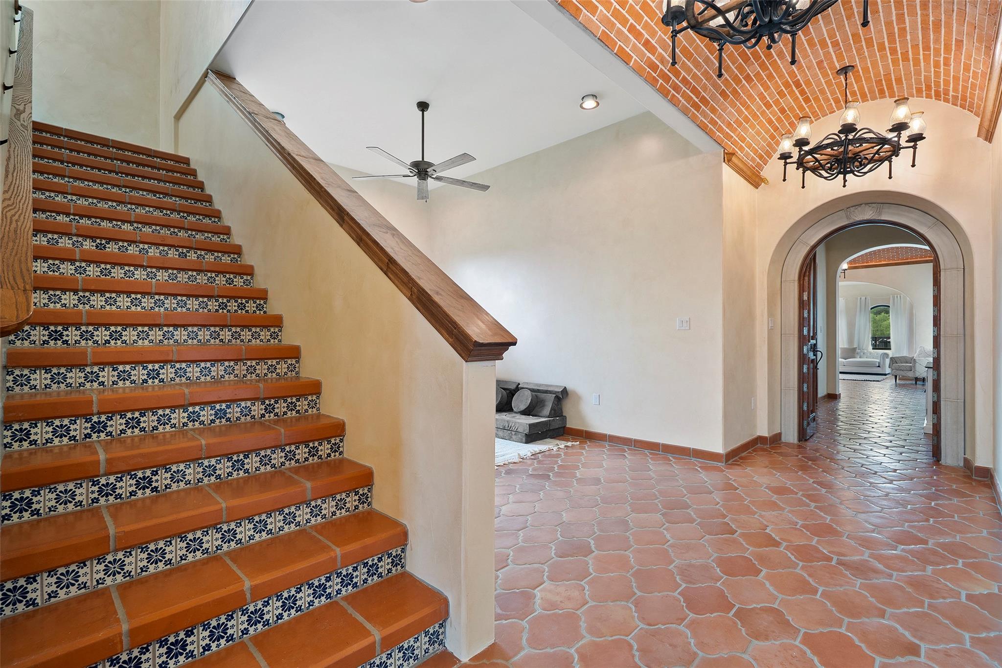 108 Country Vista LN