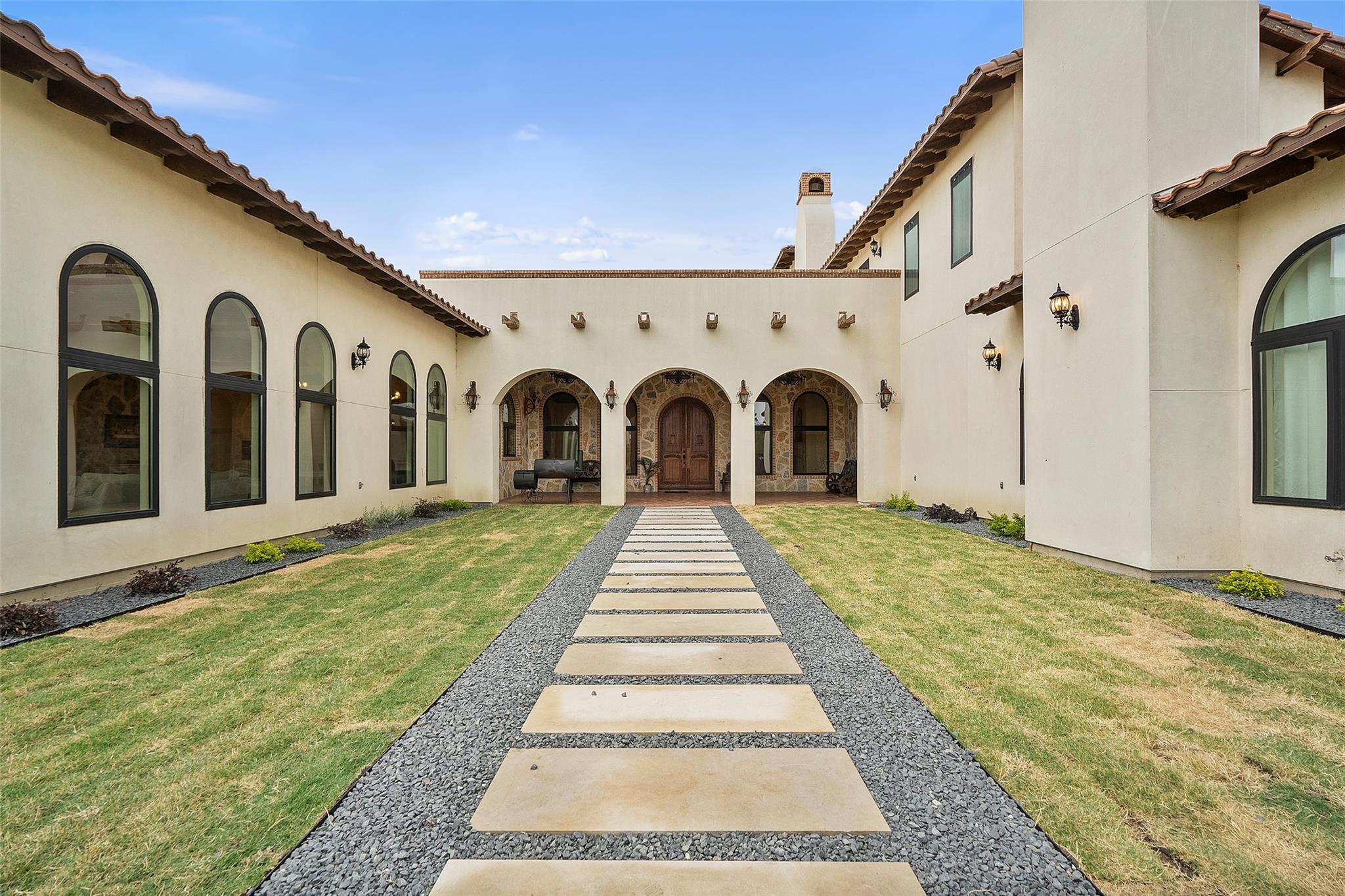 108 Country Vista LN