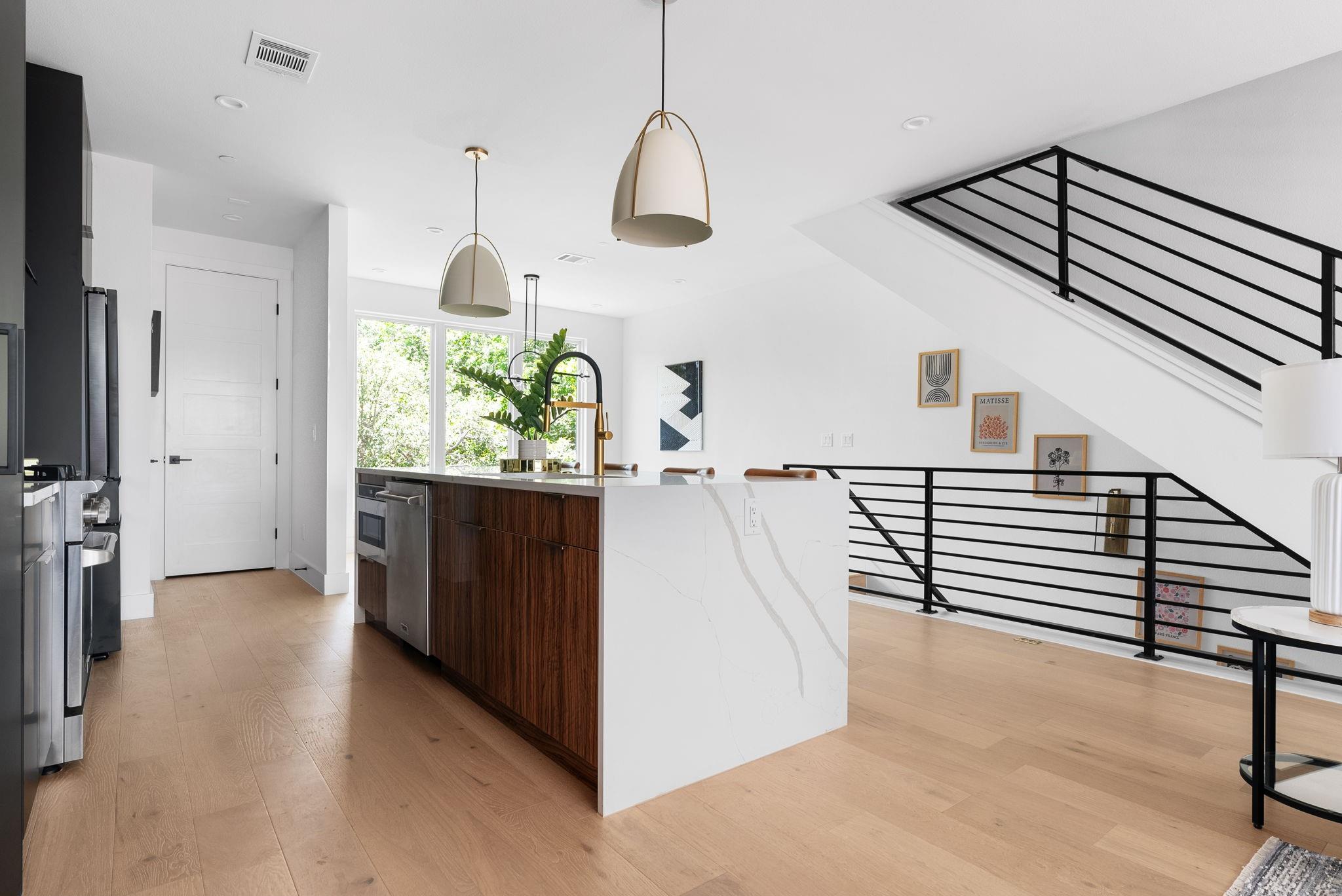 4022 Valley View RD # 2C