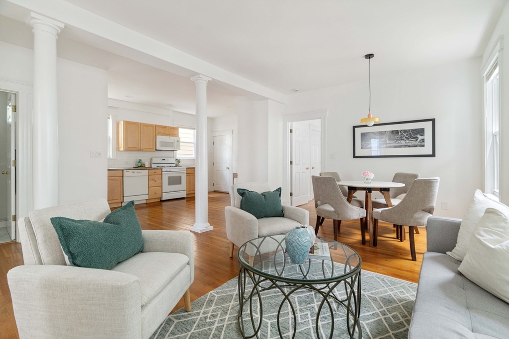 58 Prince St # 1